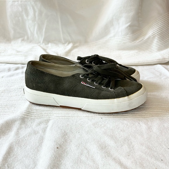 Superga Green Suede Low Top Sneaker Shoe - Picture 4 of 14